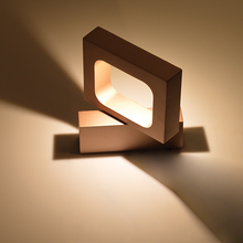 Φόρτωση εικόνας στο εργαλείο προβολής Συλλογής, NETTO ΕΠΙΤΟΙΧΟ Φ/Σ LED 6W 3000K ΑΛΟΥΜΙΝΙΟ ΧΡΥΣΟ 14,5X13X3CM CYCLOP
