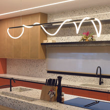 Φόρτωση εικόνας στο εργαλείο προβολής Συλλογής, ^ΚΡΕΜΑΣΤΟ Φ/Σ LED 60W 3000K 3300LM KYMA ΜΑΥΡΟ ΜΕΤ/ΚΟ IP20 190Χ6XΗ215CM
